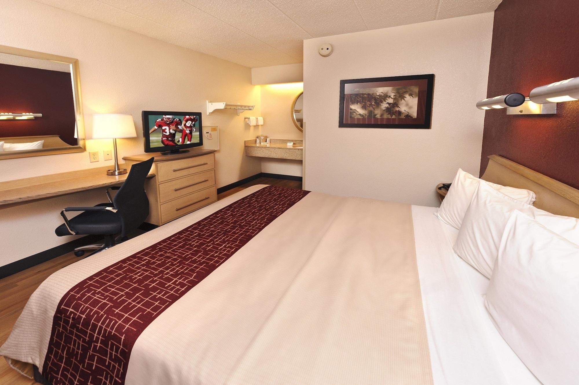 Red Roof Inn Louisville East - Hurstbourne Esterno foto