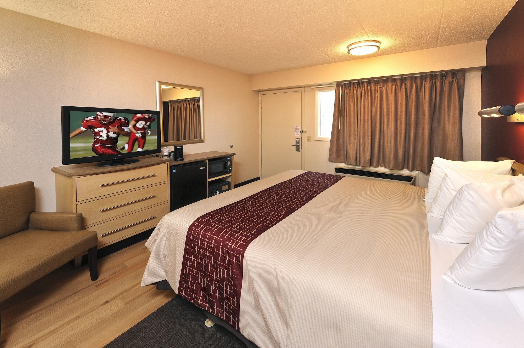 Red Roof Inn Louisville East - Hurstbourne Esterno foto